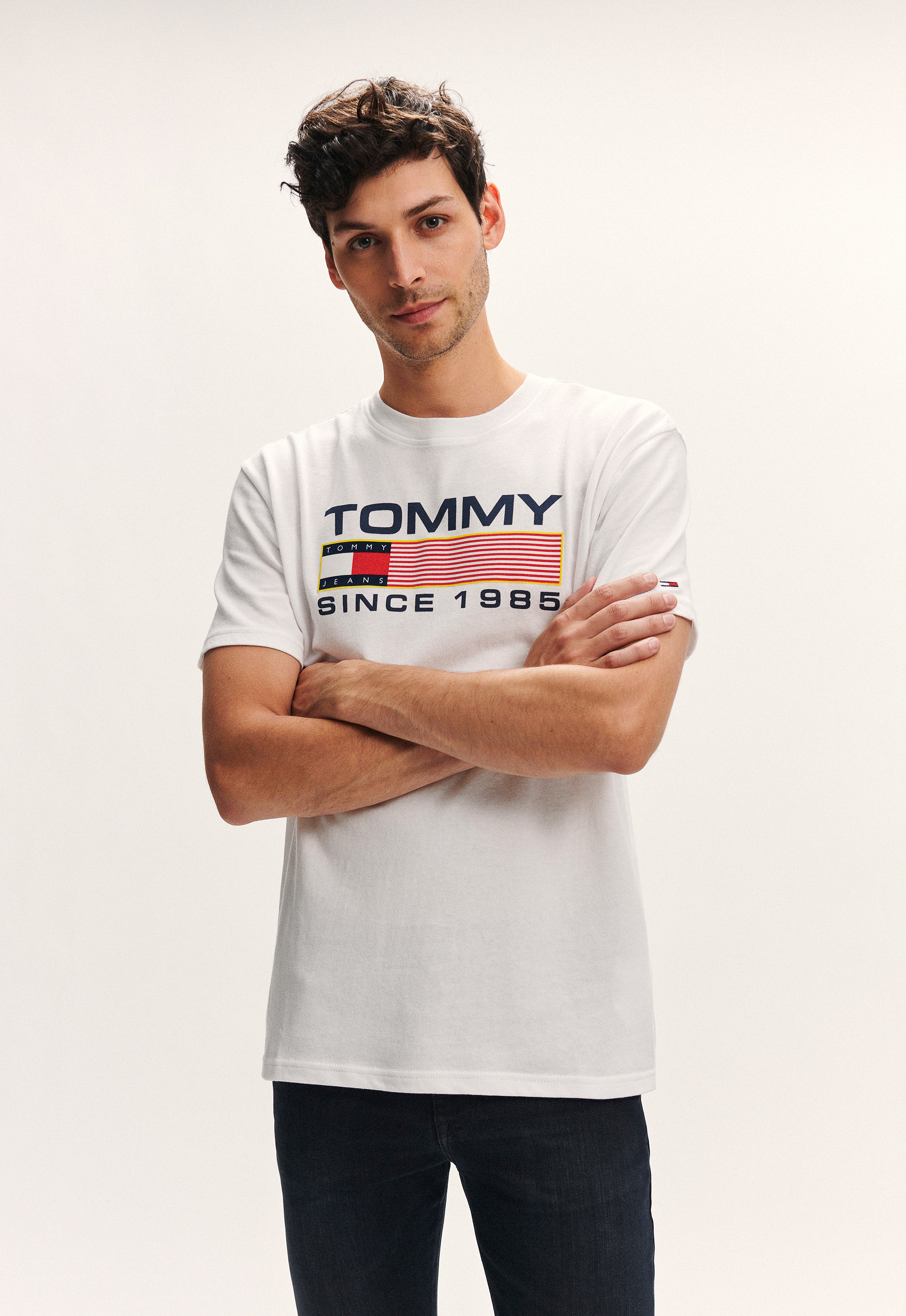Tommy Jeans Classic Athletic Twisted Logo T-shirt