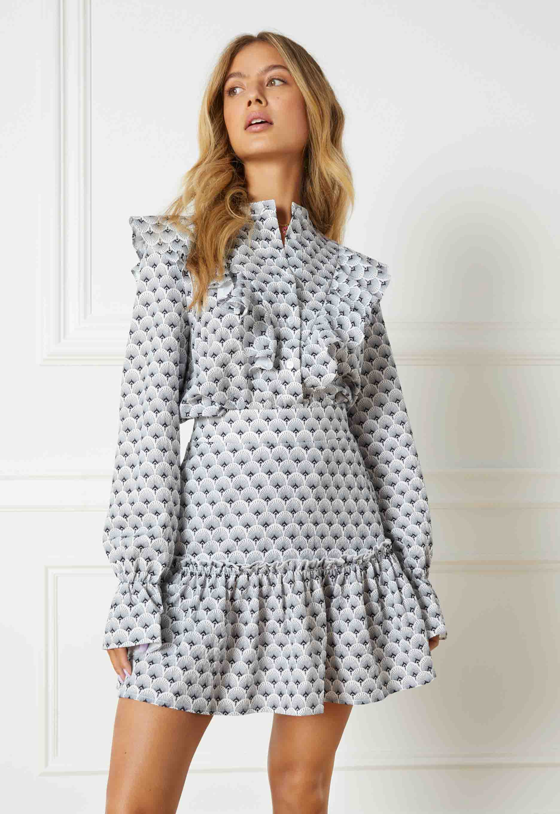 Refined Department Jamy Rok Refined Department Jamy Rok