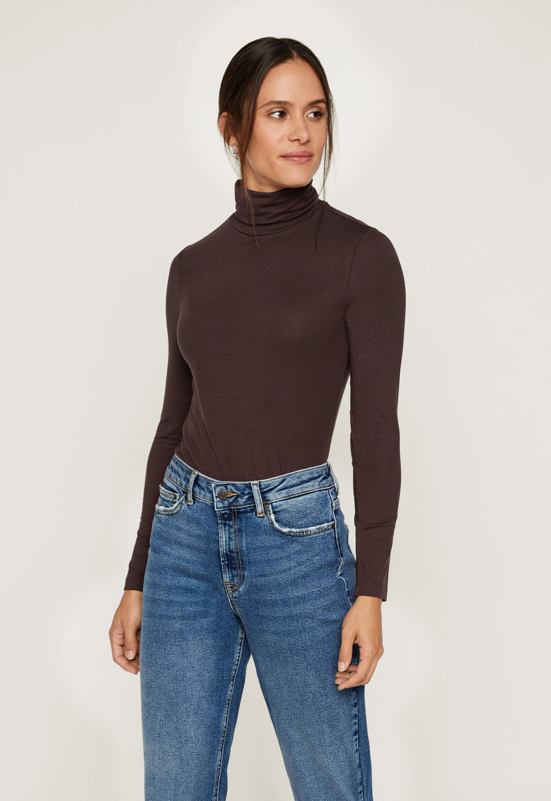 Vero Moda Ava Lulu Rollneck Top Vero Moda Ava Lulu Rollneck Top