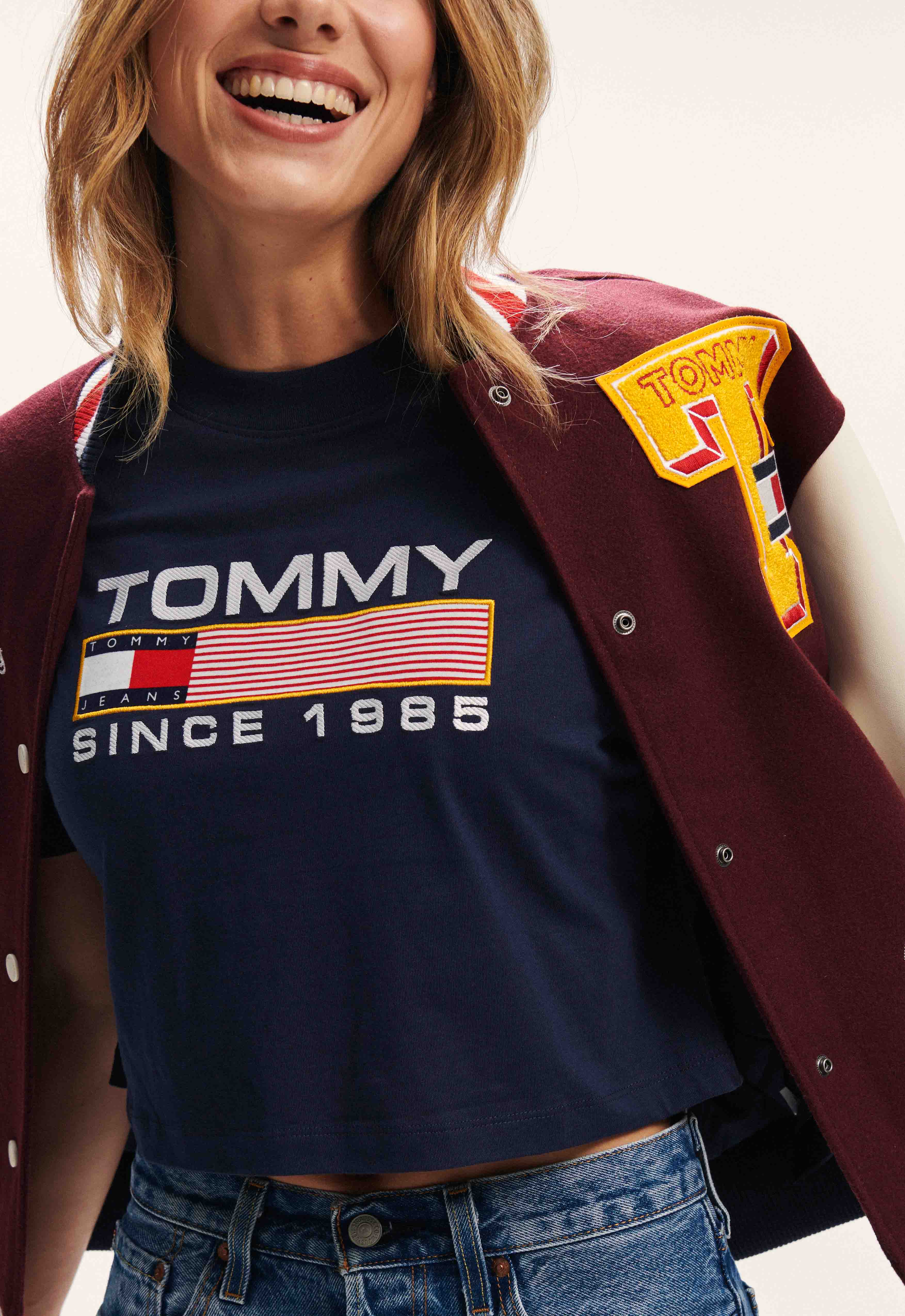 Tommy Jeans Oversizes Crrop T-shirt