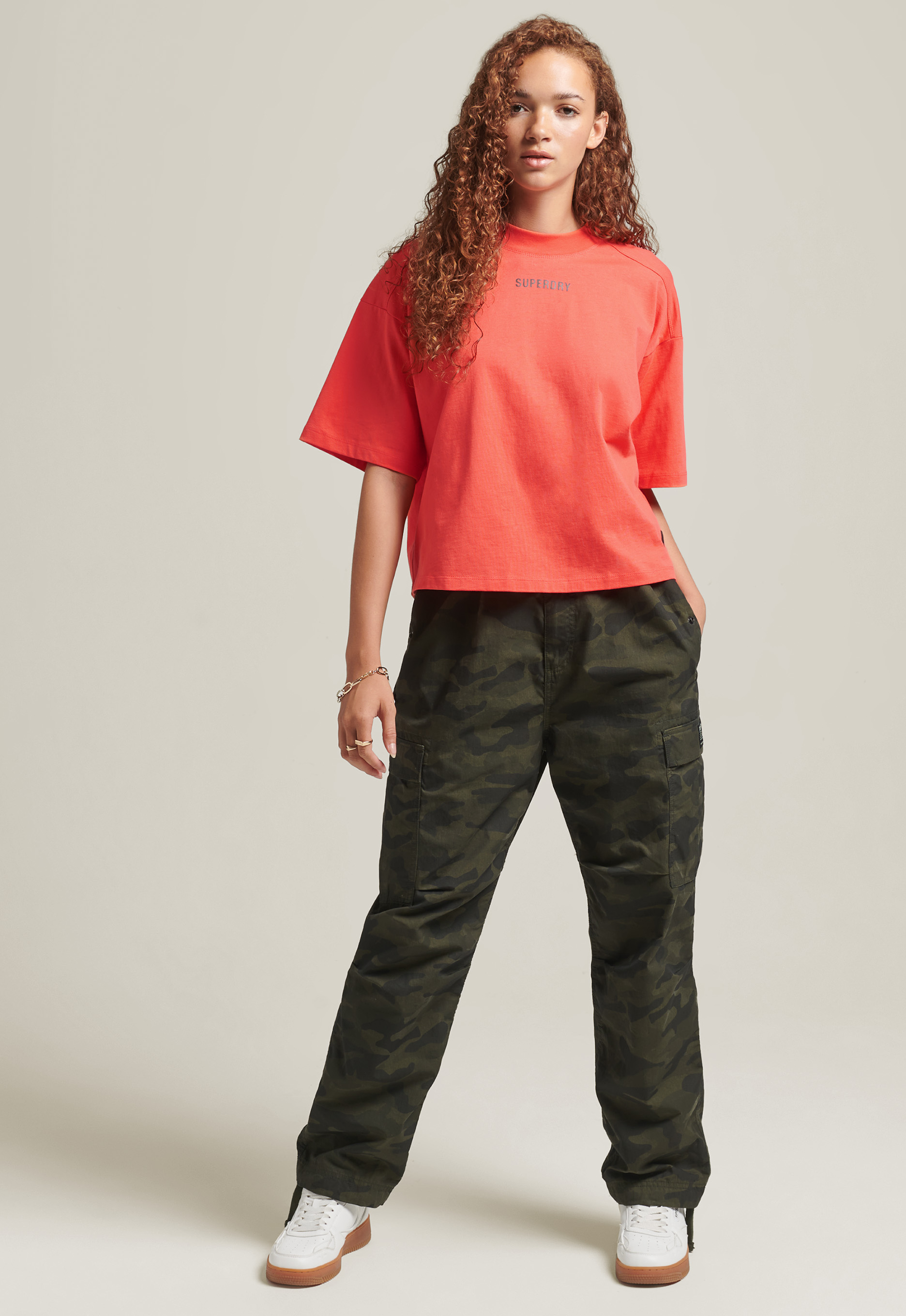 Superdry W1010813A Code tech os boxy tee Superdry W1010813A Code tech os boxy tee