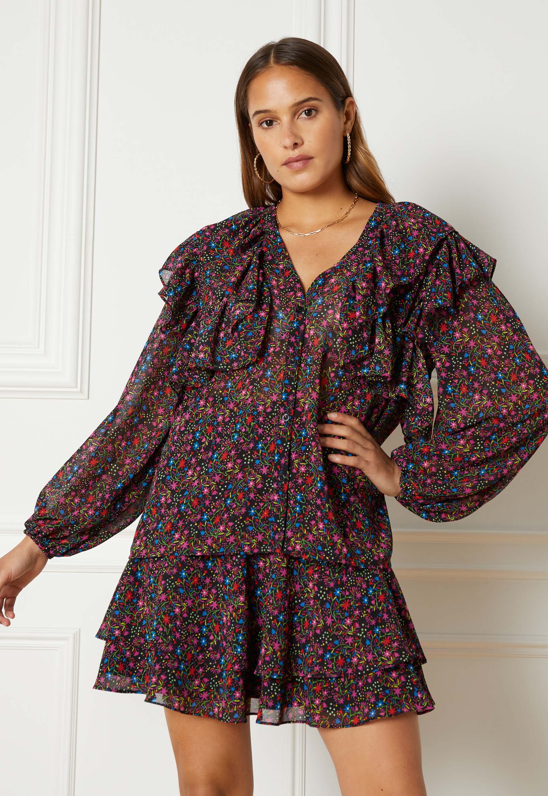 Refined Department Donna Blouse Refined Department Donna Blouse