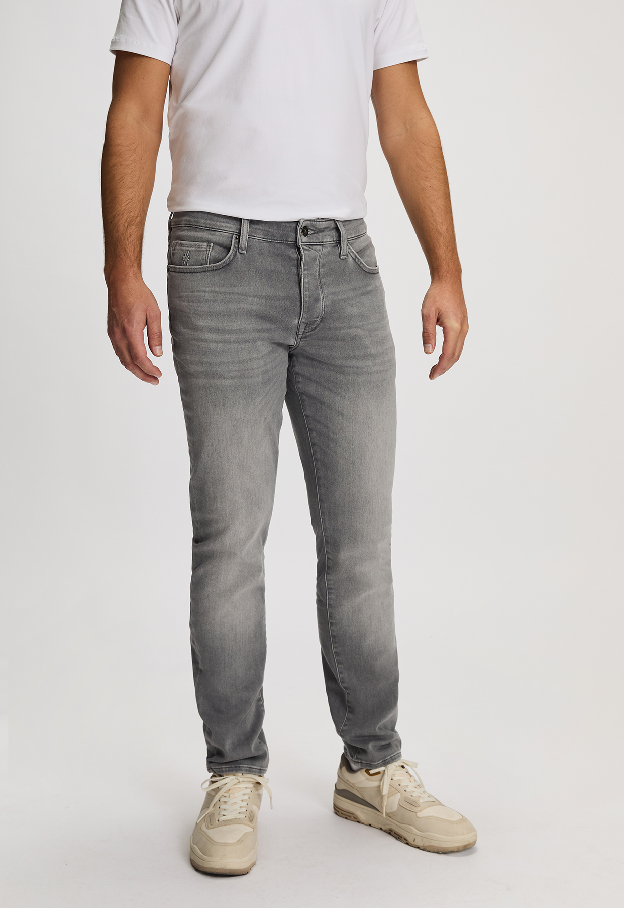 Silvercreek Porter Slim Tapered Jeans