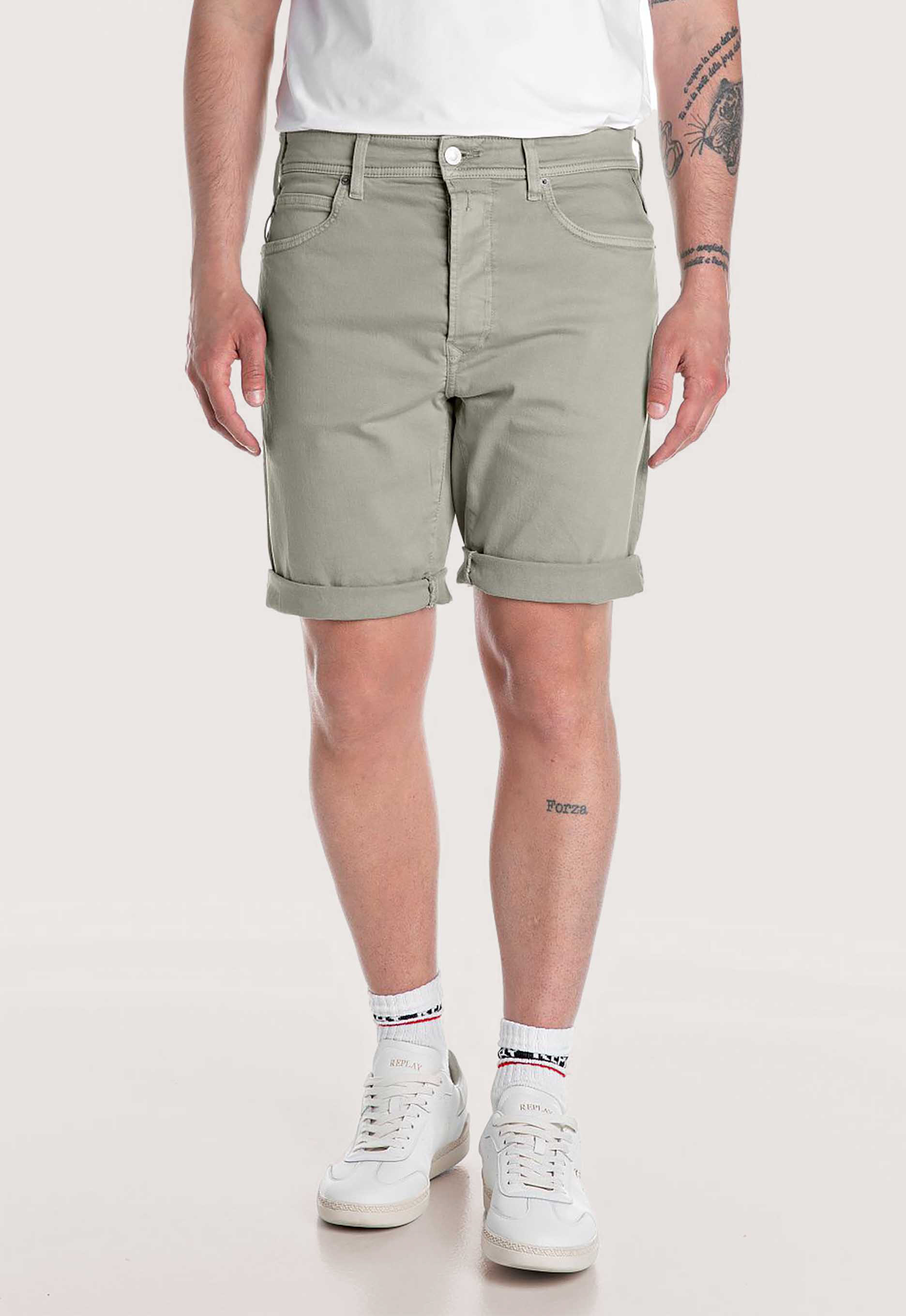 Replay Tapered Short
