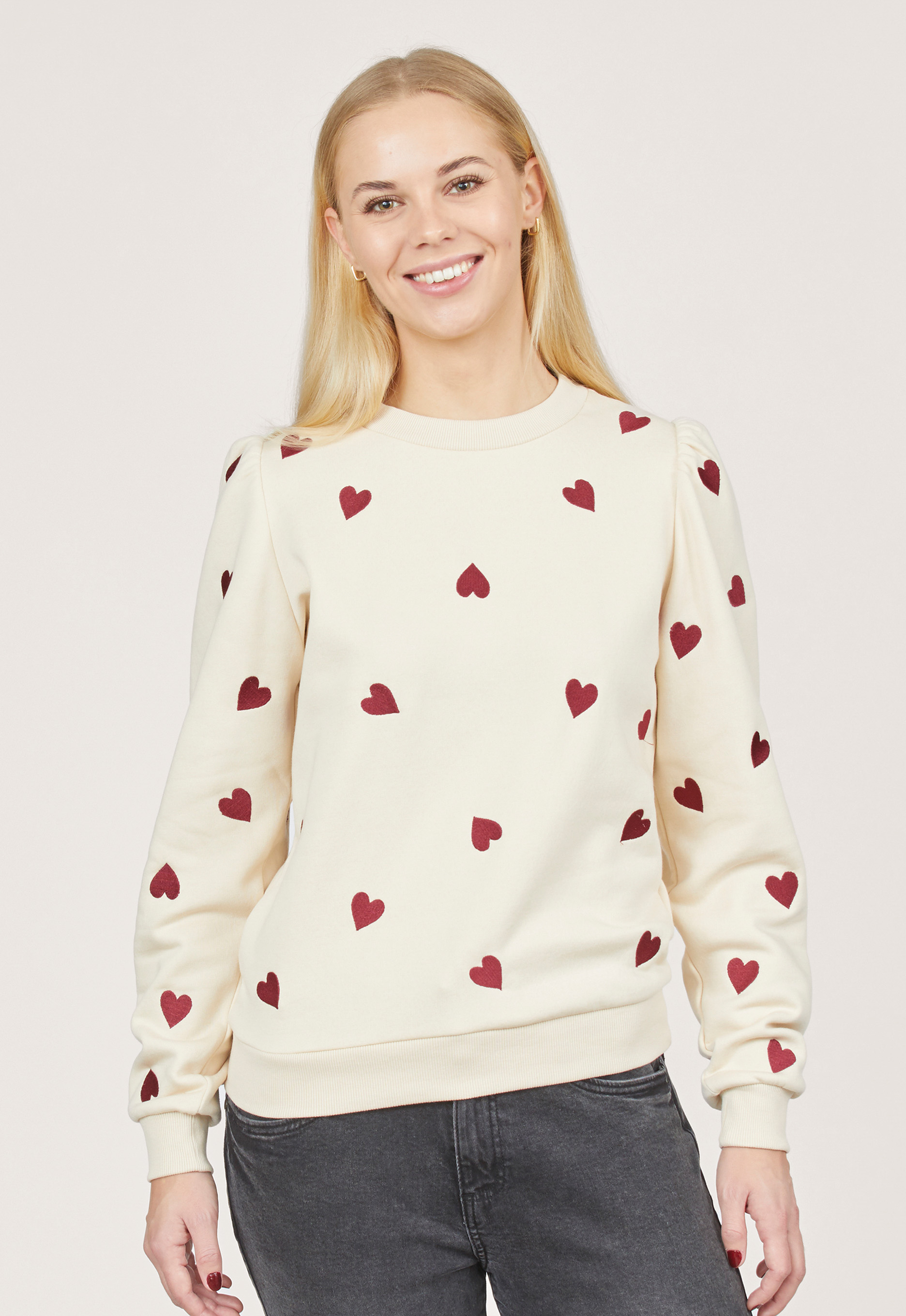 Sisters point Peva heart Sweater