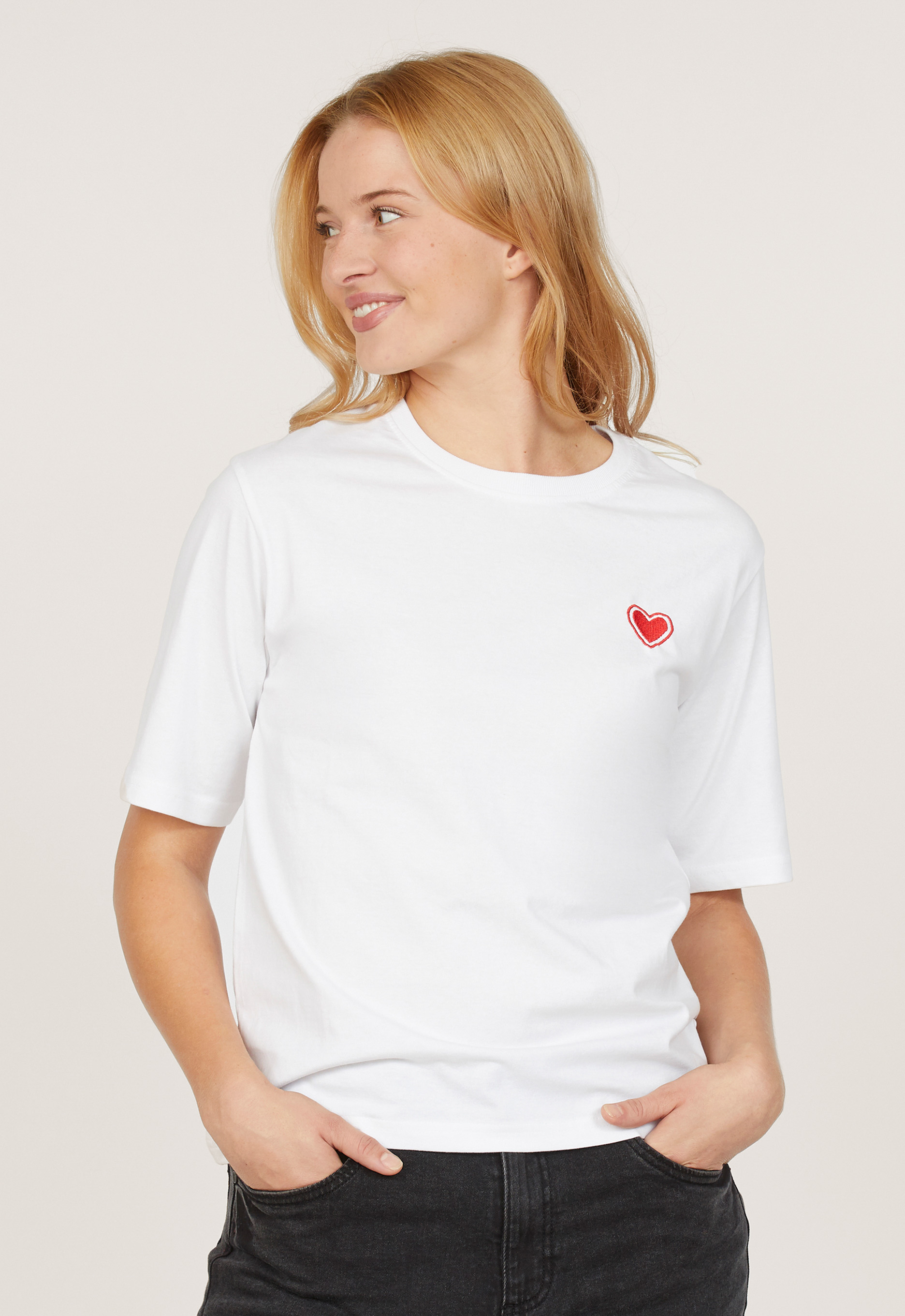Sisters point Heka T-shirt