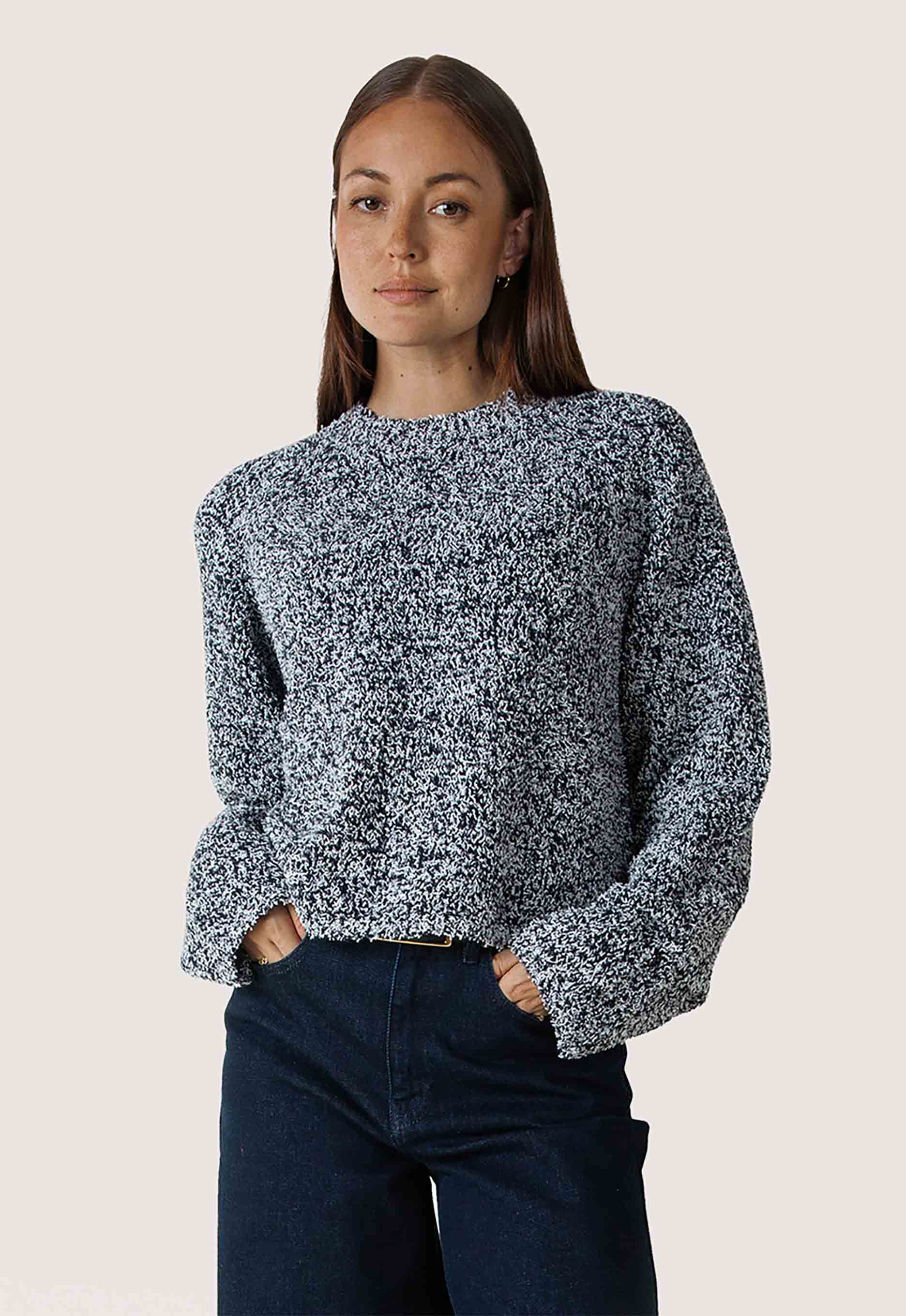 Another Label Alys Trui