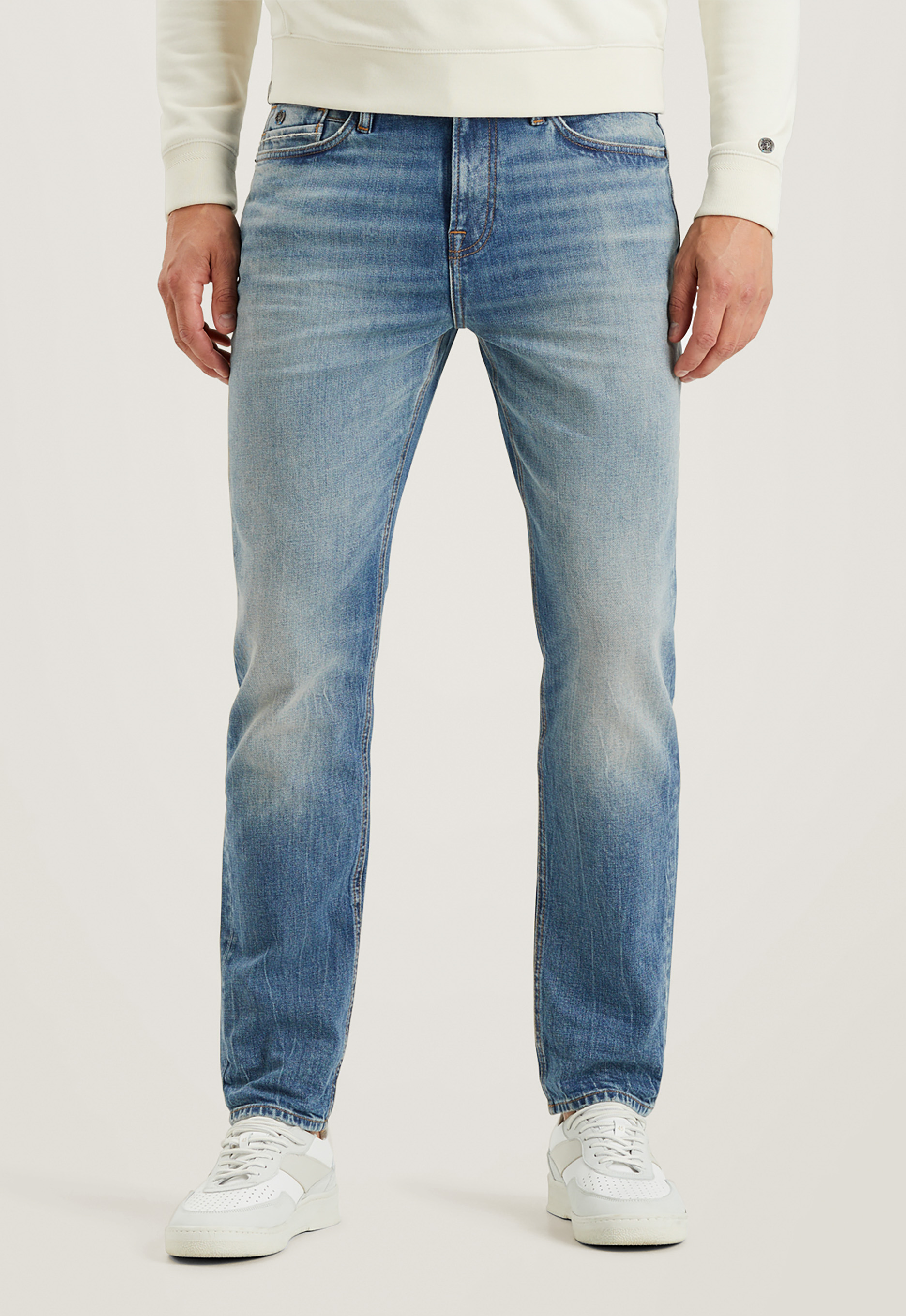 Cast iron Valver Regular Indigo Washed Jeans