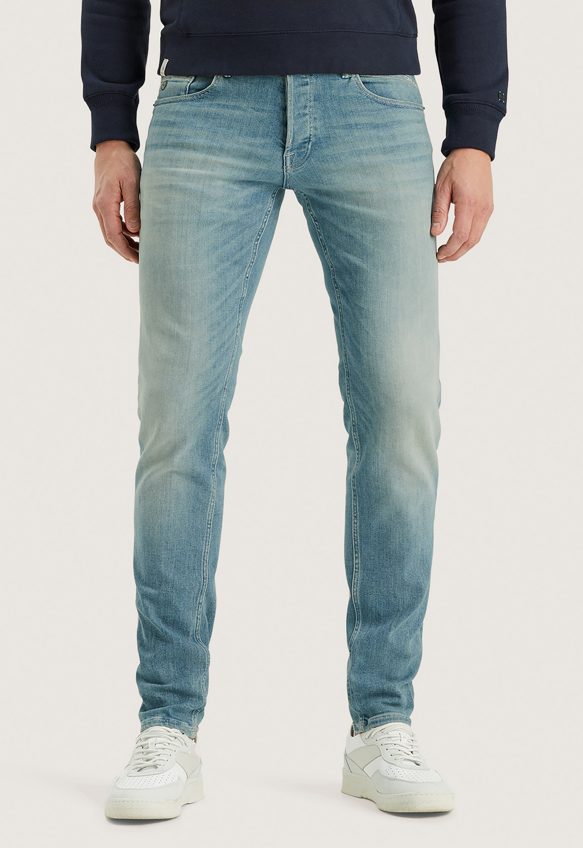 Cast iron Shiftback Tapered Jeans