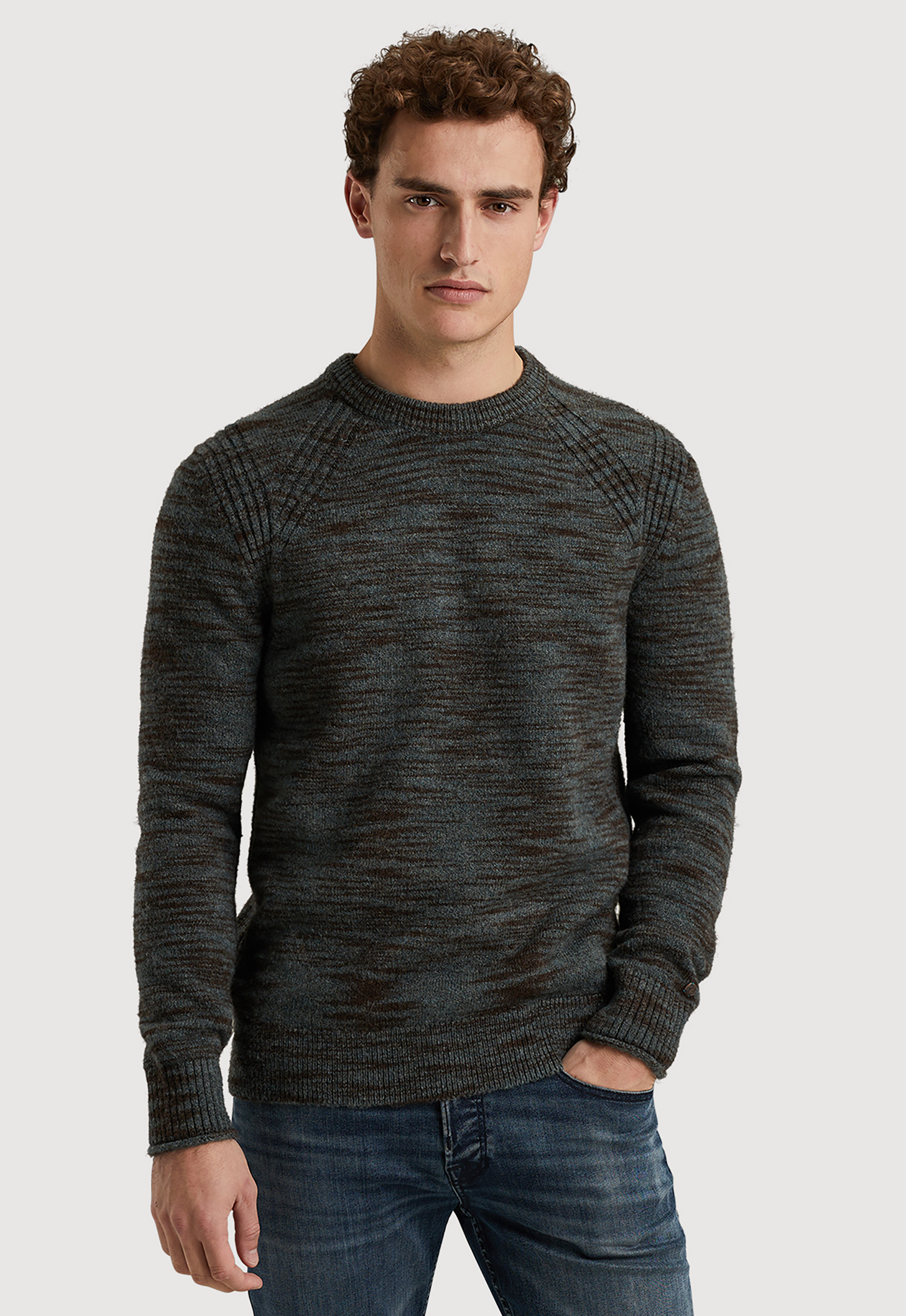 Cast iron Crewneck Soft Space Blend Trui