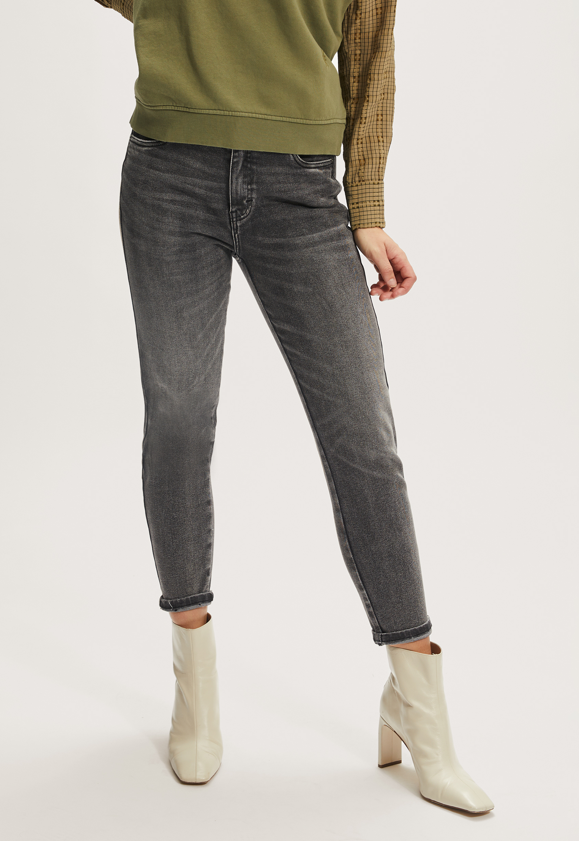 Circle of Trust Chloe High-Rise Mom Jeans Circle of Trust Chloe High-Rise Mom Jeans
