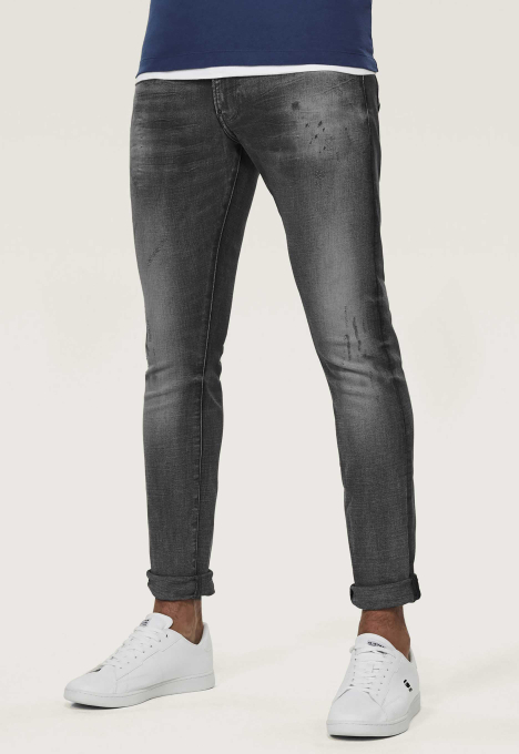 Revend Super Slim Jeans