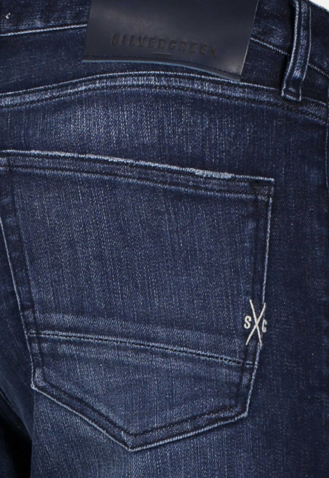 Porter Slim Tapered Jeans