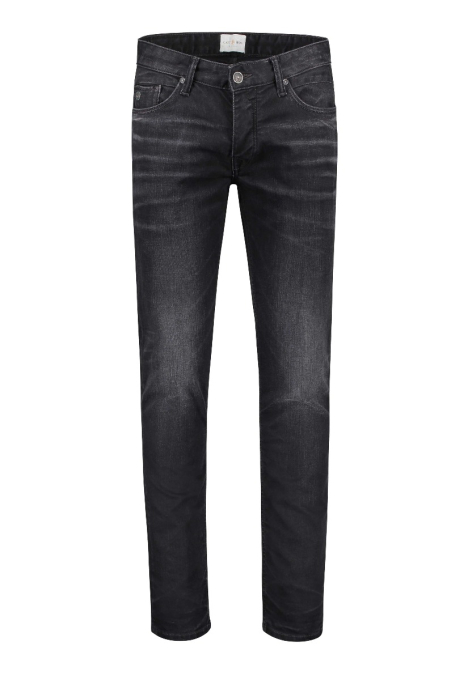 Riser Slim Jeans