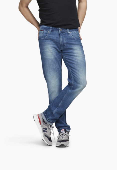 Ronnie Tapered Jeans