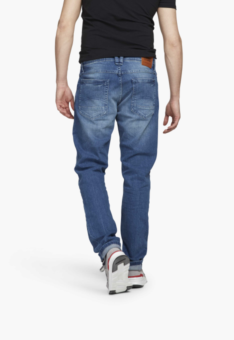 Ronnie Tapered Jeans