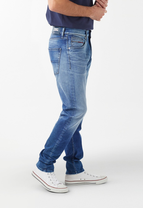 TJ 1988 Modern Tapered Jeans