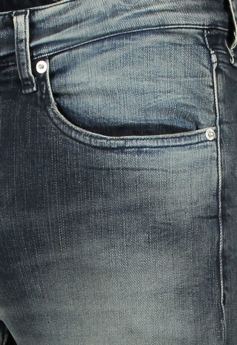 CKJ 058 Slim Taper Jeans