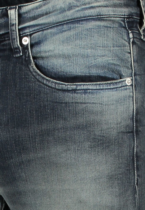 CKJ 058 Slim Taper Jeans