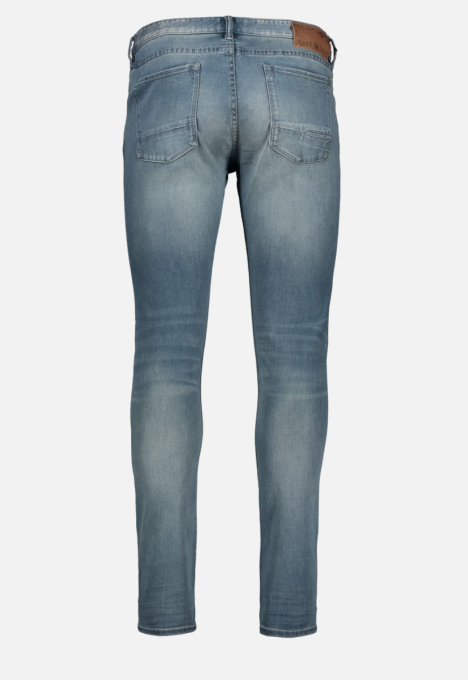 Riser Slim Jeans