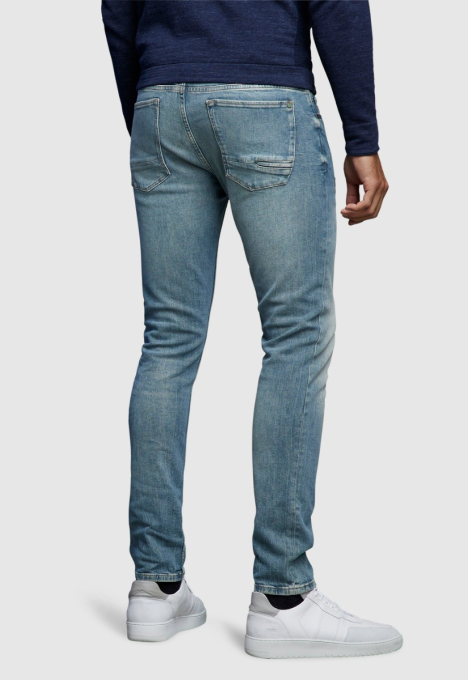 Riser Slim Jeans