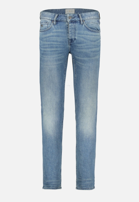 Riser Slim Fit Jeans