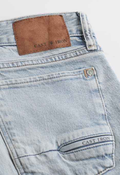 Riser Slim Fit Jeans