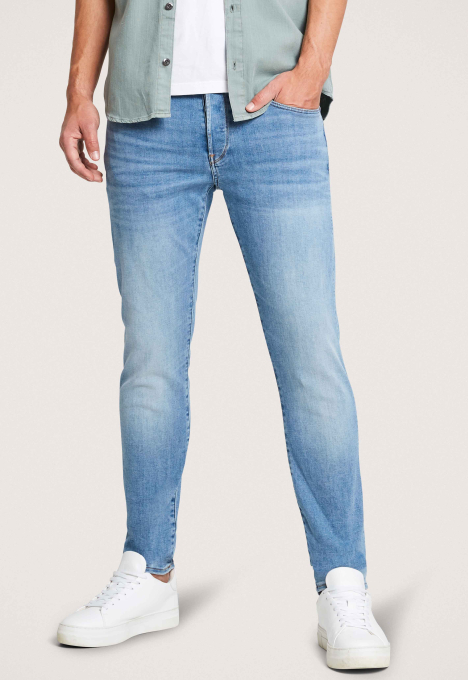 3301 Slim Jeans