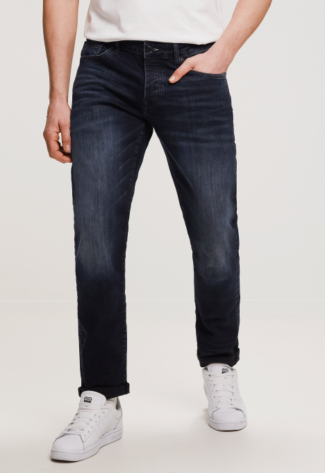 Lewis Regular Tapered Jeans