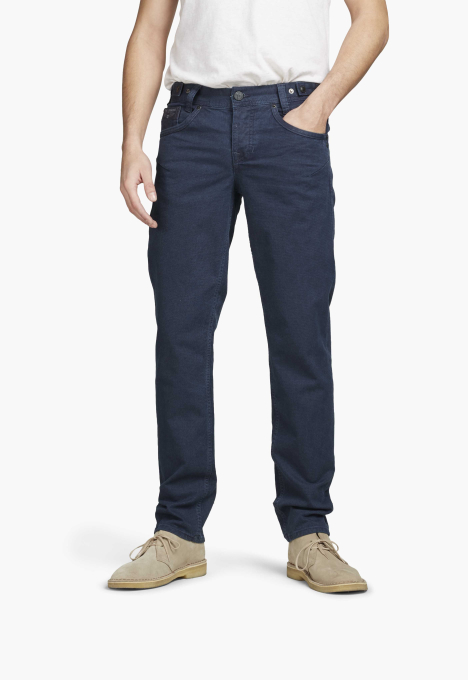 Skyhawk Slim Jeans