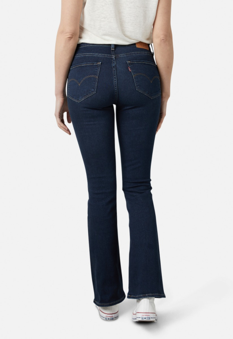 725 Bootcut Jeans