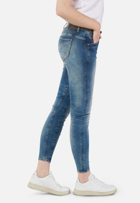 D05477 Arc 3D Mid Skinny Jeans