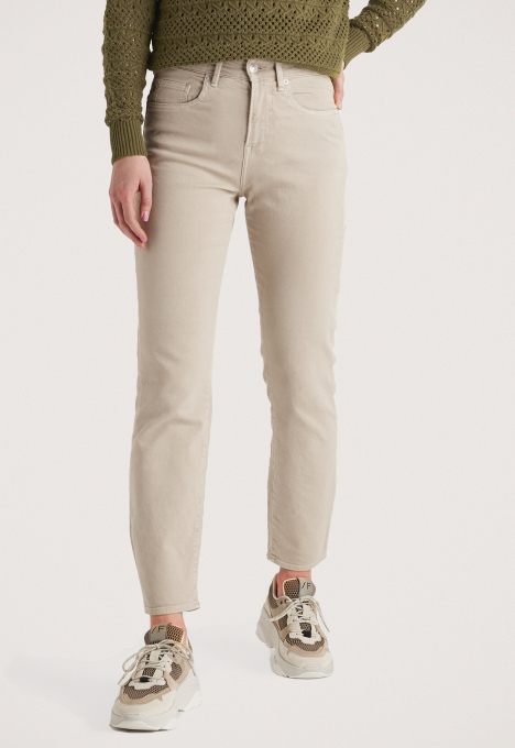 Cinna Girlfriend Slim Jeans