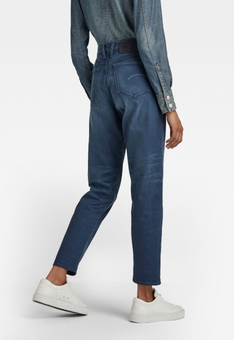 Janeh Ultra High Mom Ankle Jeans