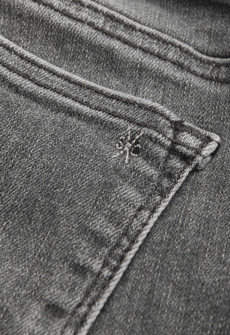 Cassy Mid Waist Skinny Jeans