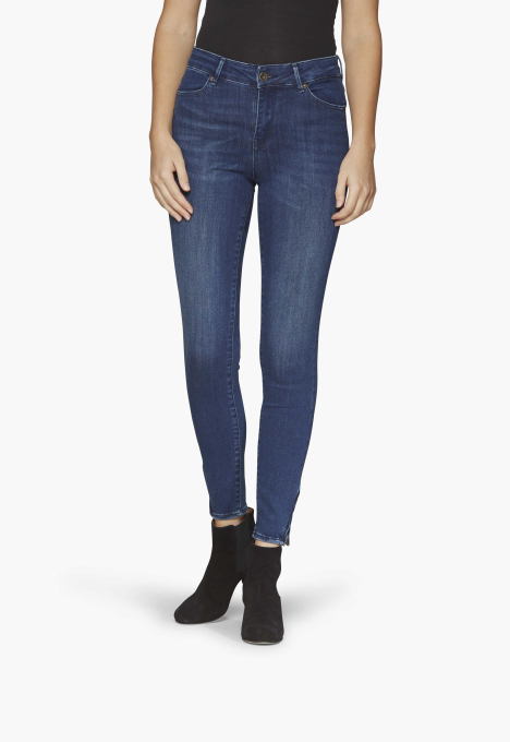 Celsi Ankle Super Skinny Jeans