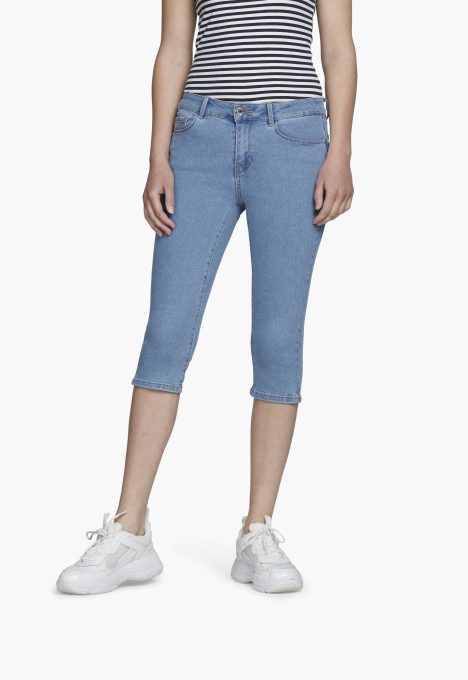 Hot Seven Capri Jeans