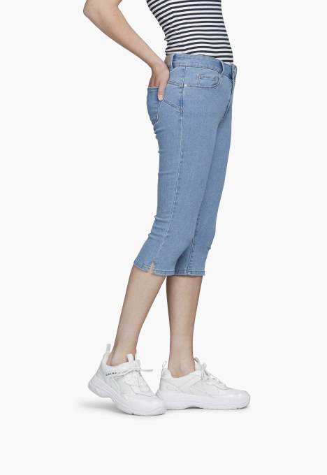 Hot Seven Capri Jeans