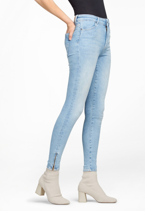 Celsi Ankle Super Skinny Jeans