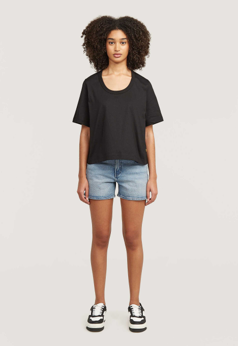 Judee Clean Edge Short