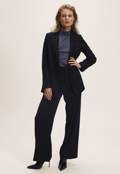 Premium Thera Blazer