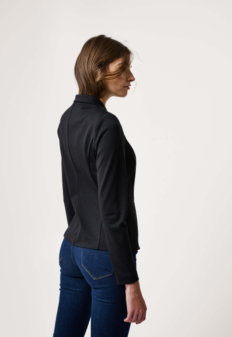 Kate Blazer