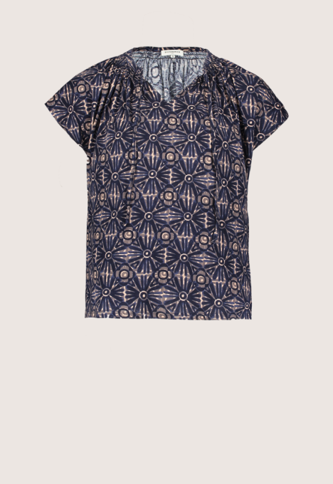 Saoirse T-shirt