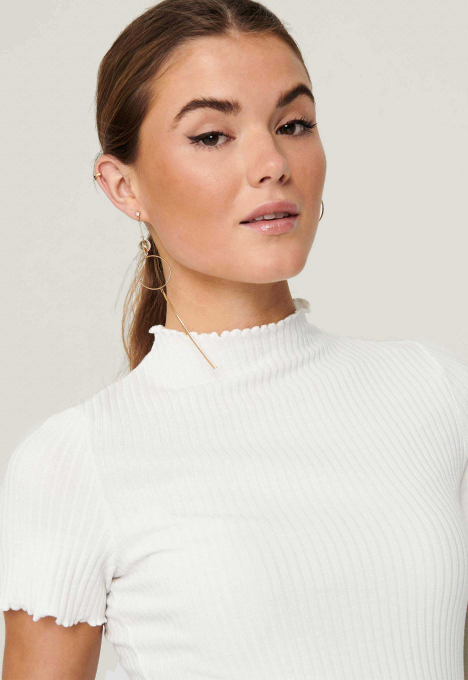 Emma Highneck T-shirt