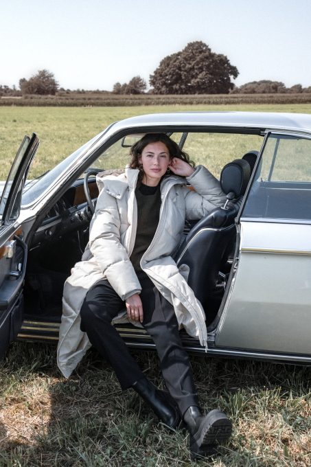 LOOK VROUW 8 - More Jackets More Love