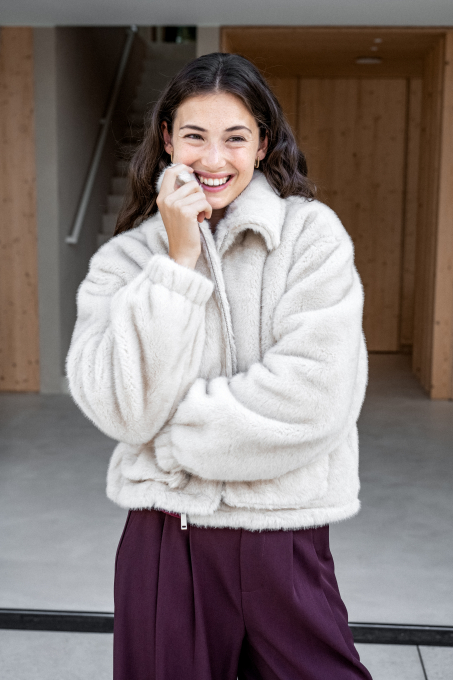 LOOK VROUW 8 - Cozy knits