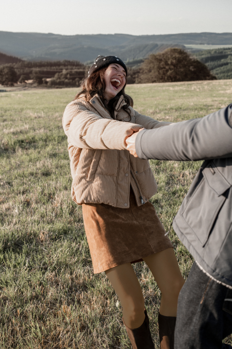 LOOK VROUW 9 - More Jackets More Love