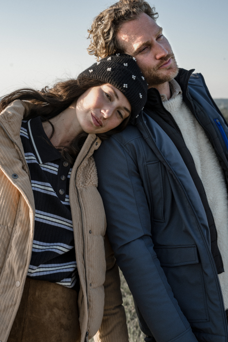 LOOK VROUW 9 - More Jackets More Love