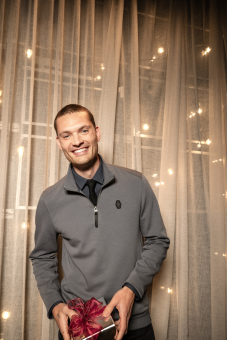 LOOK MAN 1- For the love of XMAS