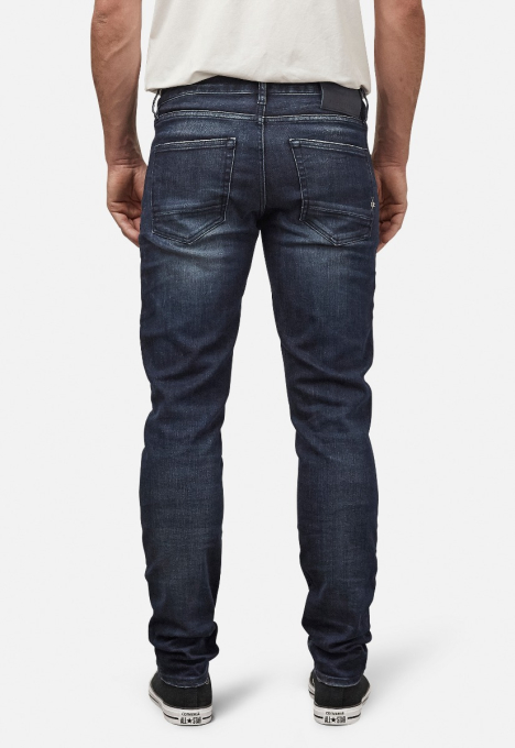 Porter Slim Tapered Jeans